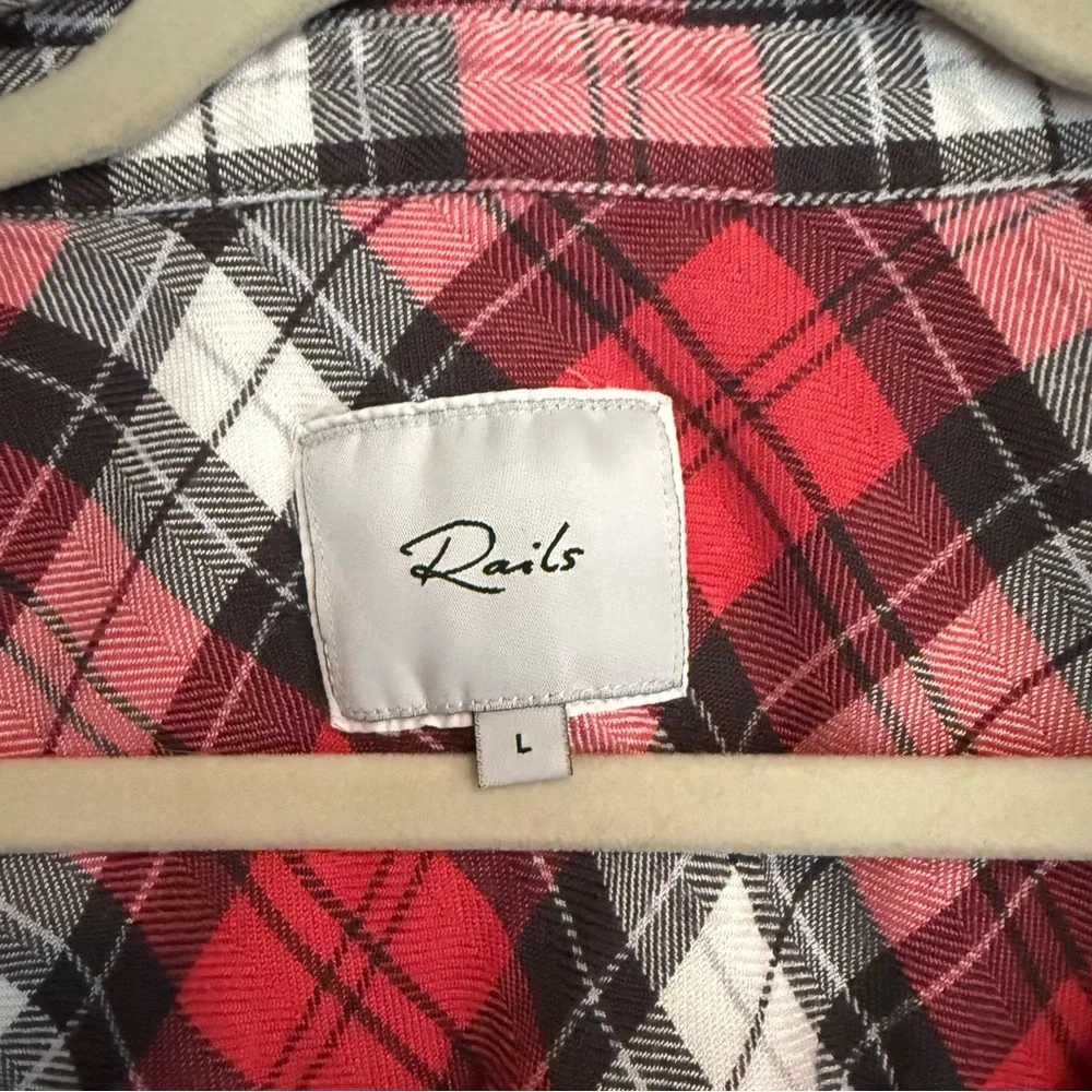 Rails Button Down - Picture 2 of 4